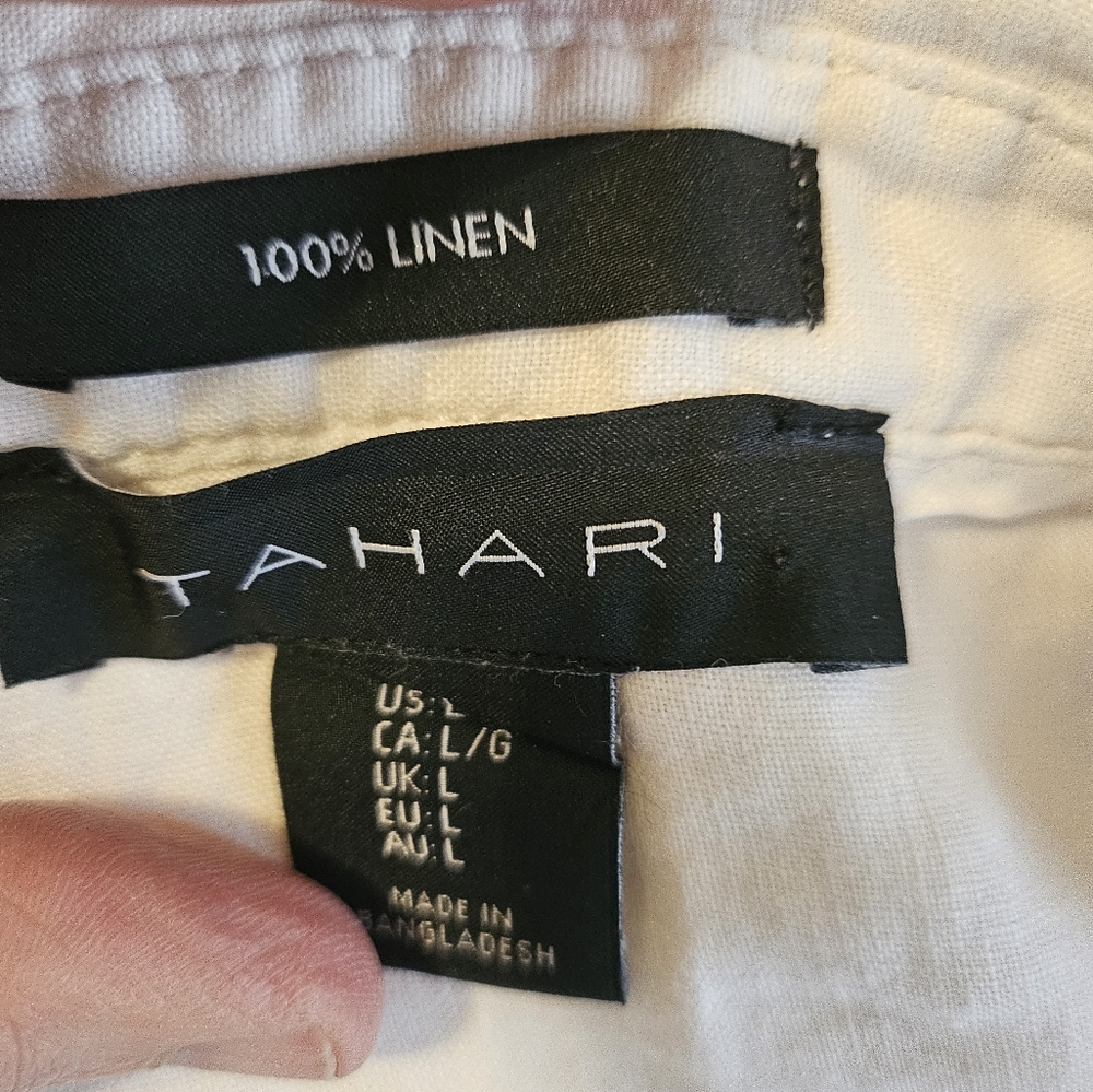 Tahari 100% long linen button up top. (50) - Picture 2 of 4